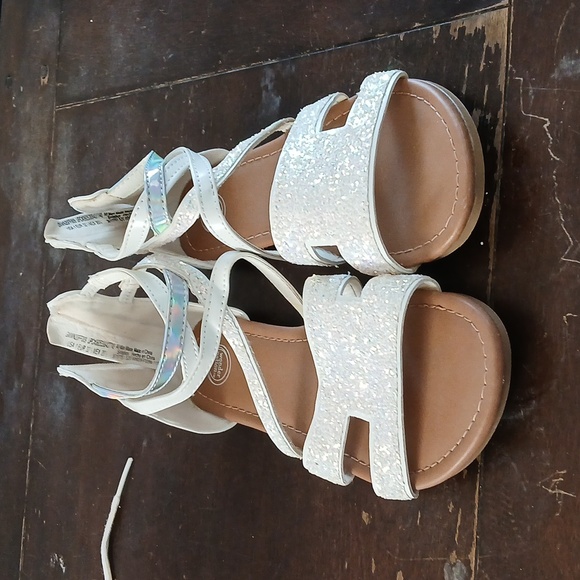 Girls Sandals - Picture 1 of 3